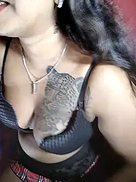 Snapshot of Sexy-Monikaa chatting on January 18, 2026, 1:14 pm Sexy-Monikaa online show from January 18, 2026, 1:14 pm