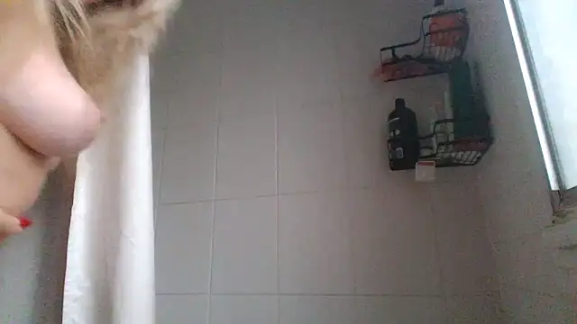 Snapshot of Delilahs_Playtime chatting on October 14, 2025, 3:45 pm Delilahs Playtime online show from October 14, 2025, 3:45 pm