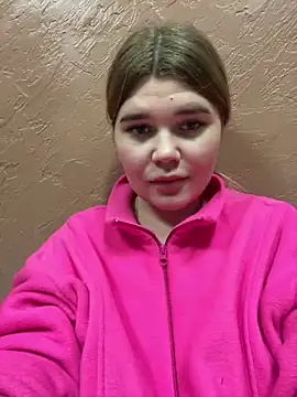 Snapshot of ella_zzz chatting on February 2, 2025, 4:11 pm ella zzz online show from February 2, 2025, 4:11 pm