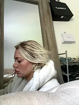 blissdimicco online show from October 25, 2025, 9:30 am