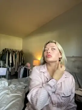 blissdimicco online show from November 2, 2025, 1:38 pm