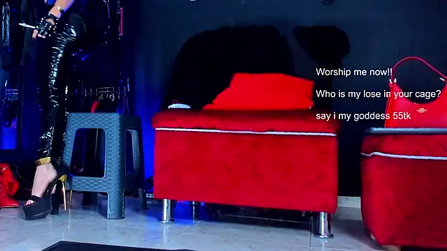 KaramStone online show from December 15, 2025, 8:03 pm