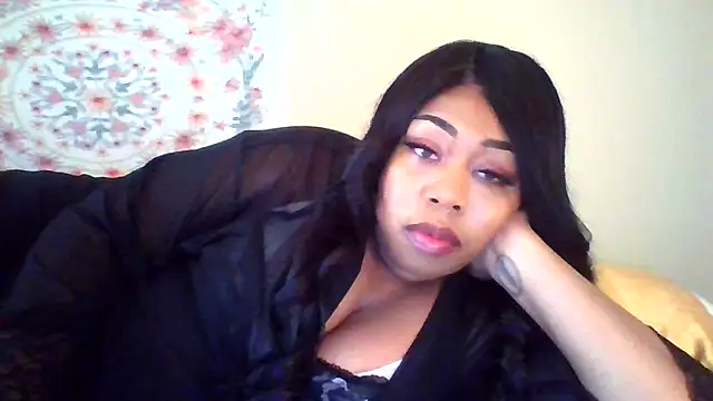 angeliquebelcali online show from November 28, 2025, 8:20 pm