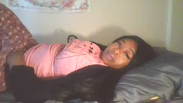 angeliquebelcali online show from May 11, 2026, 2:45 pm