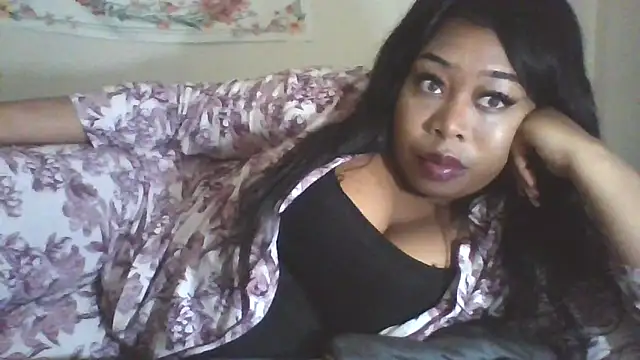 angeliquebelcali online show from May 24, 2026, 9:36 pm