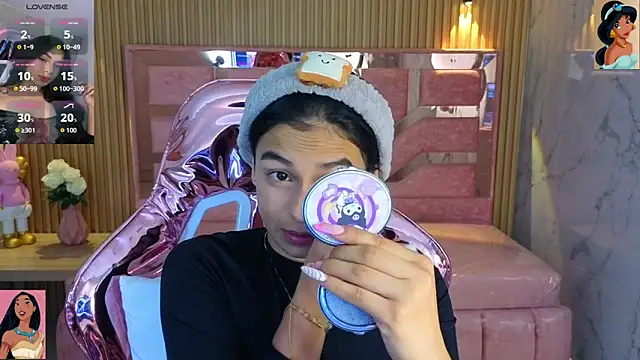 lilith petit sub online show from November 18, 2025, 3:10 am