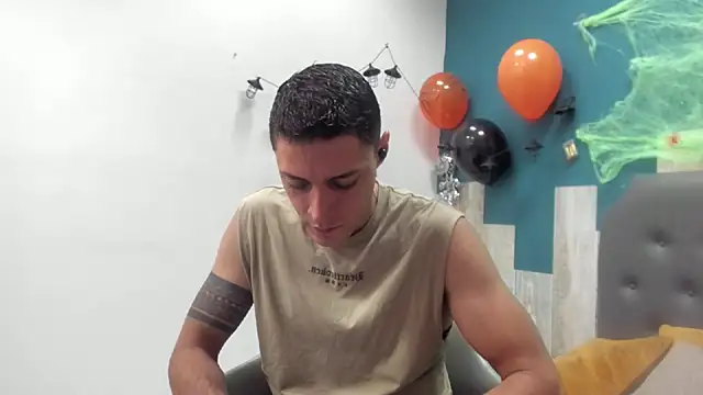 Frank Millers online show from October 24, 2025, 8:08 pm