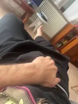 thor955555 online show from October 19, 2025, 8:28 am