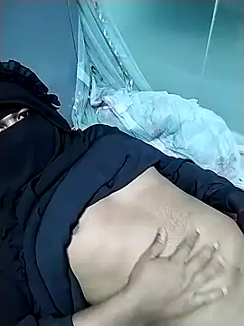 HijabiQueen789 online show from March 4, 2025, 6:29 pm