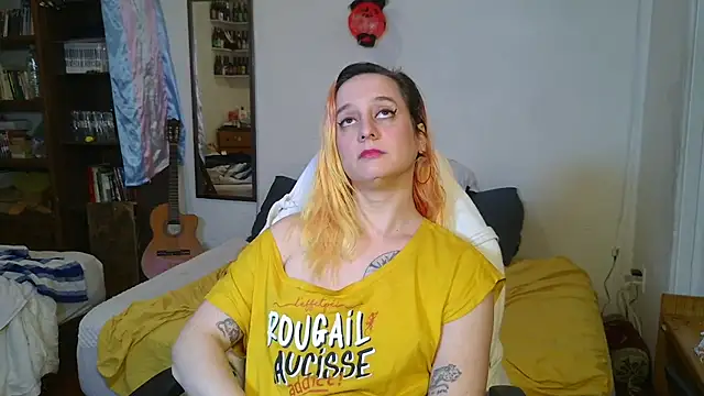 Evelan420 online show from November 5, 2025, 7:28 pm