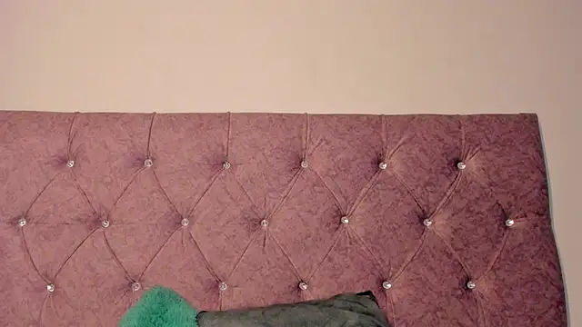 onix bl4ck online show from February 13, 2025, 11:47 pm