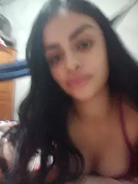 perolaa8 online show from January 21, 2025, 9:57 pm