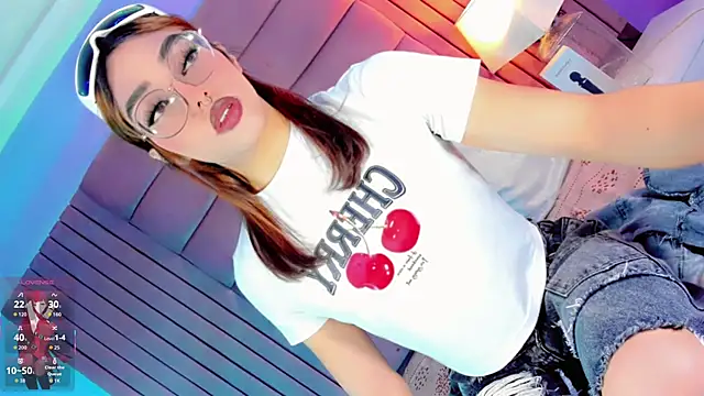 Rosebigcok online show from October 5, 2025, 1:02 pm