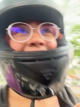 MarioandMia online show from March 13, 2026, 10:37 pm