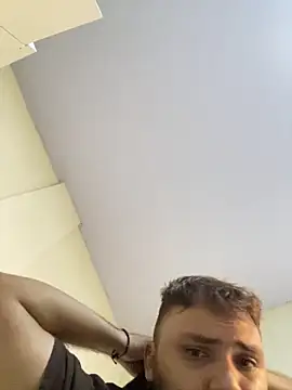 ruivinho66 online show from October 6, 2025, 10:10 pm