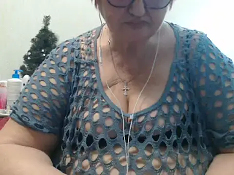 Snapshot of DeniseeRosea chatting on March 14, 2025, 7:01 pm DeniseeRosea online show from March 14, 2025, 7:01 pm