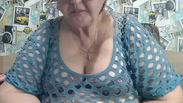 DeniseeRosea online show from November 22, 2025, 5:12 pm
