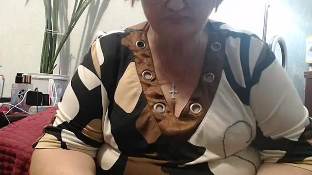 DeniseeRosea online show from October 25, 2025, 6:30 pm