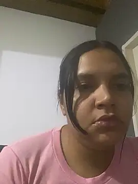 Snapshot of CamilaX69 chatting on January 24, 2025, 1:35 am CamilaX69 online show from January 24, 2025, 1:35 am