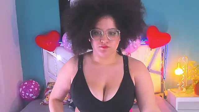 Snapshot of lilith_mesa chatting on February 20, 2025, 5:44 am lilith mesa online show from February 20, 2025, 5:44 am