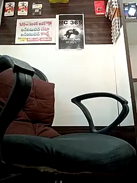 RaviRoy2326 online show from February 18, 2025, 4:48 am