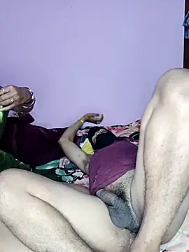 Snapshot of USHA_BHABHI chatting on February 5, 2026, 12:17 am USHA BHABHI online show from February 5, 2026, 12:17 am