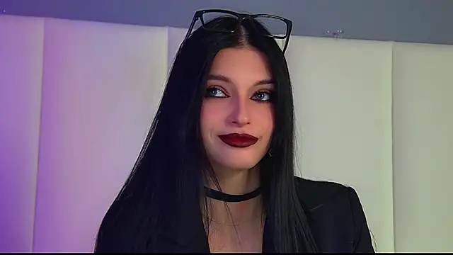 Snapshot of BeverlyMost chatting on February 17, 2026, 7:11 pm BeverlyMost online show from February 17, 2026, 7:11 pm