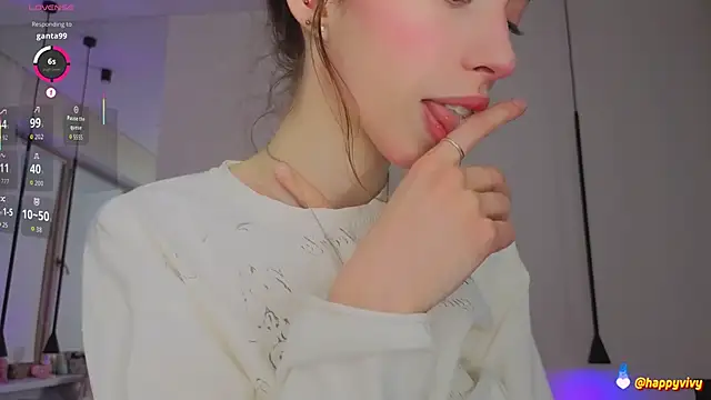 HappyVivy online show from October 11, 2025, 4:52 pm