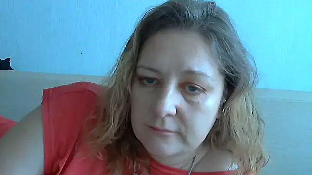 WriterInna44 online show from February 20, 2025, 9:33 am