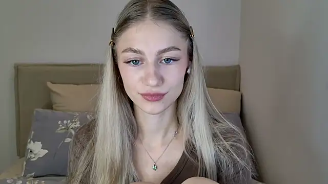 Snapshot of GabriellaOlsen chatting on October 14, 2025, 11:44 am GabriellaOlsen online show from October 14, 2025, 11:44 am