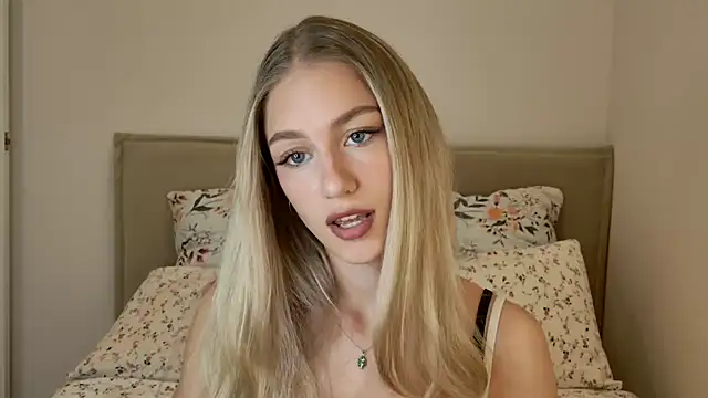 Snapshot of GabriellaOlsen chatting on September 21, 2025, 12:32 pm GabriellaOlsen online show from September 21, 2025, 12:32 pm