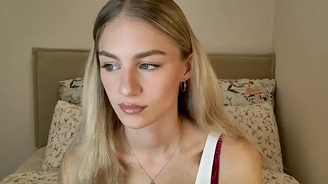 Snapshot of GabriellaOlsen chatting on September 23, 2025, 2:35 pm GabriellaOlsen online show from September 23, 2025, 2:35 pm