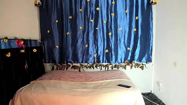 ShairaMarss online show from October 11, 2025, 8:54 pm