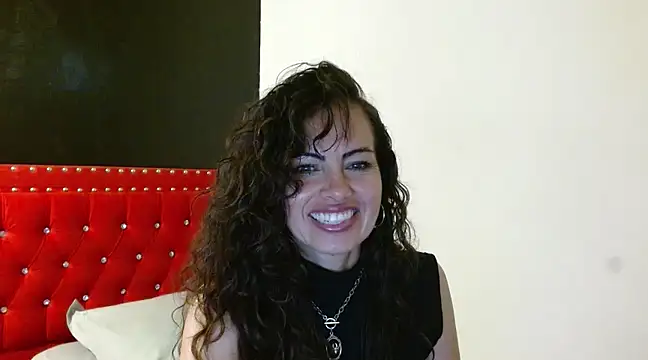 Snapshot of ShairaMarss chatting on March 20, 2025, 1:59 pm ShairaMarss online show from March 20, 2025, 1:59 pm