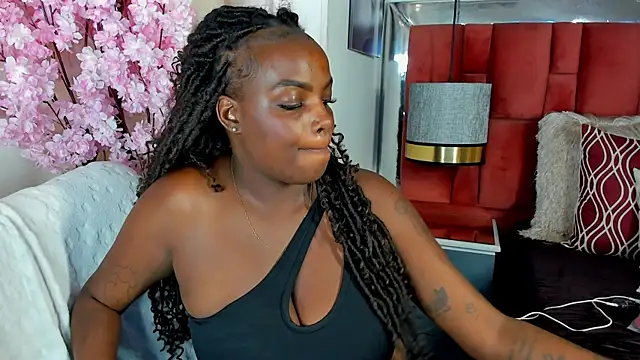 NatyParker online show from December 15, 2025, 2:12 pm