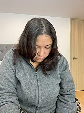 KarlaWild online show from December 15, 2025, 12:22 pm