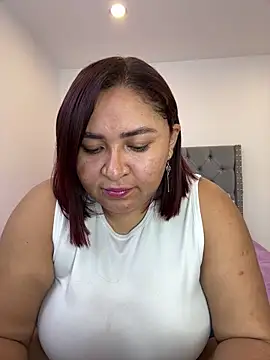 Snapshot of KarlaWild chatting on March 15, 2025, 12:36 am KarlaWild online show from March 15, 2025, 12:36 am