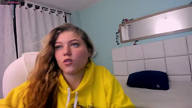 alaia greyy online show from February 27, 2025, 4:21 pm