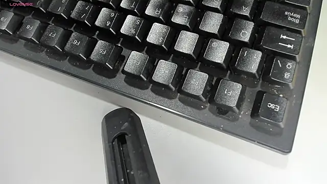 Isabella boom online show from March 11, 2025, 1:56 pm