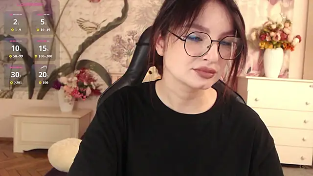 BritneyBarker online show from November 7, 2025, 9:52 pm