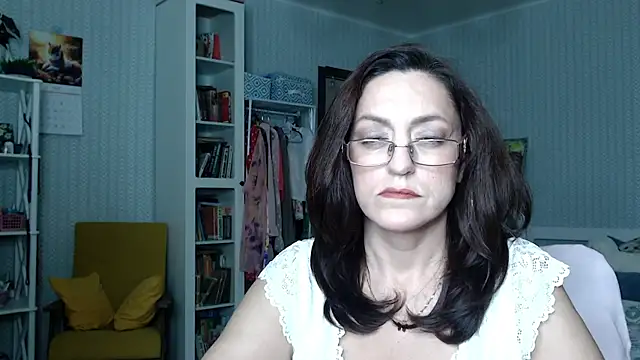 Soffya Soy online show from May 11, 2026, 5:32 pm