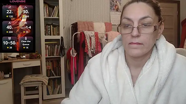 Snapshot of Soffya_Soy chatting on February 4, 2026, 6:03 pm Soffya Soy online show from February 4, 2026, 6:03 pm