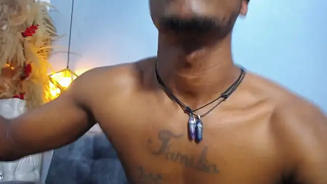 xxxhotbbc online show from March 8, 2025, 6:58 pm