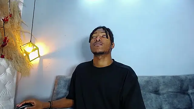 xxxhotbbc online show from March 16, 2025, 11:38 am