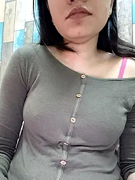 Snapshot of cute_IndianBabe chatting on February 9, 2026, 1:14 am cute IndianBabe online show from February 9, 2026, 1:14 am