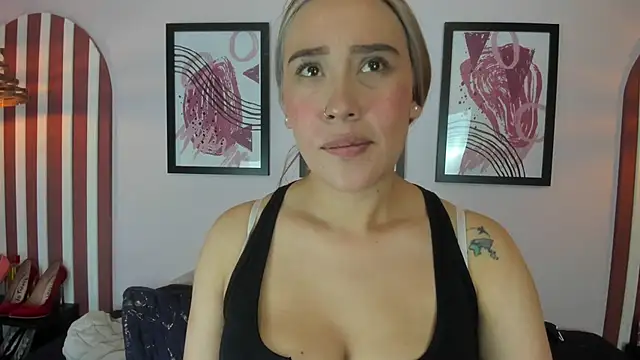 Lannajansen online show from October 16, 2025, 6:38 pm