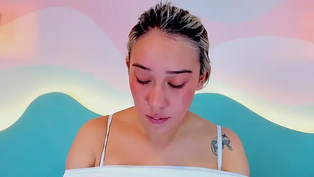 Lannajansen online show from December 17, 2025, 1:38 pm