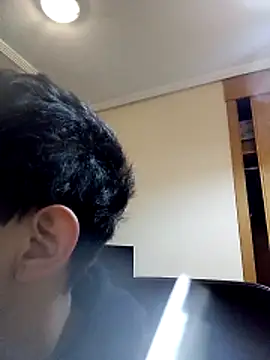 S4nt1luXx online show from November 28, 2025, 10:04 am