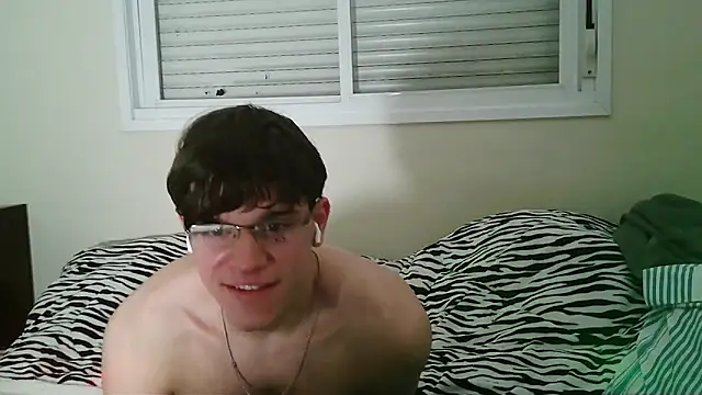 vitorsafado19 online show from June 14, 2026, 2:57 am