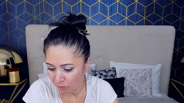 ValeryBlakes online show from November 8, 2025, 7:39 pm